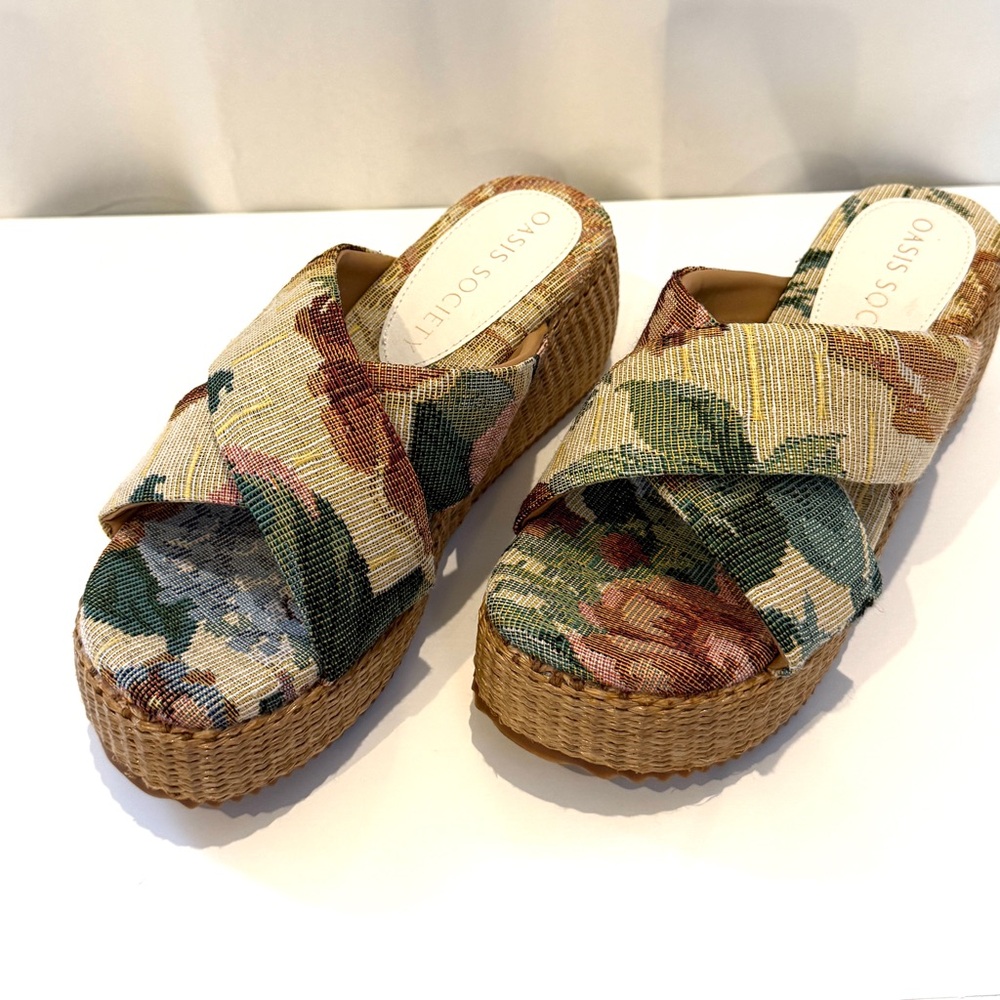 NWOT Oasis Society Platform Slide Sandals Floral Woven Size 8 Boho Chic - Picture 2 of 10
